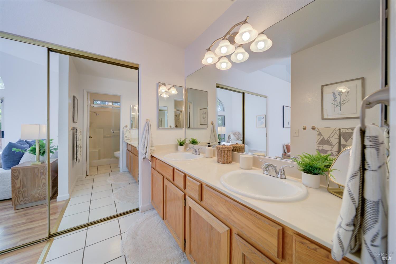 Detail Gallery Image 28 of 35 For 1165 Camellia Ln, Suisun City,  CA 94585 - 3 Beds | 2 Baths