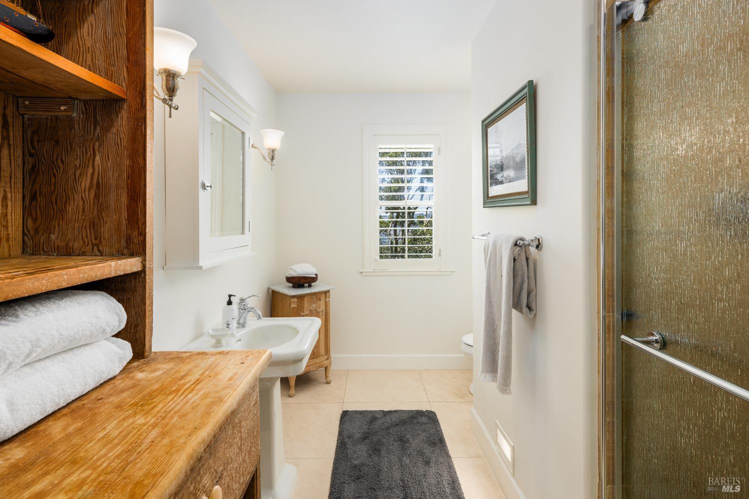 Detail Gallery Image 36 of 47 For 17371 High Rd, Sonoma,  CA 95476 - 3 Beds | 3/1 Baths