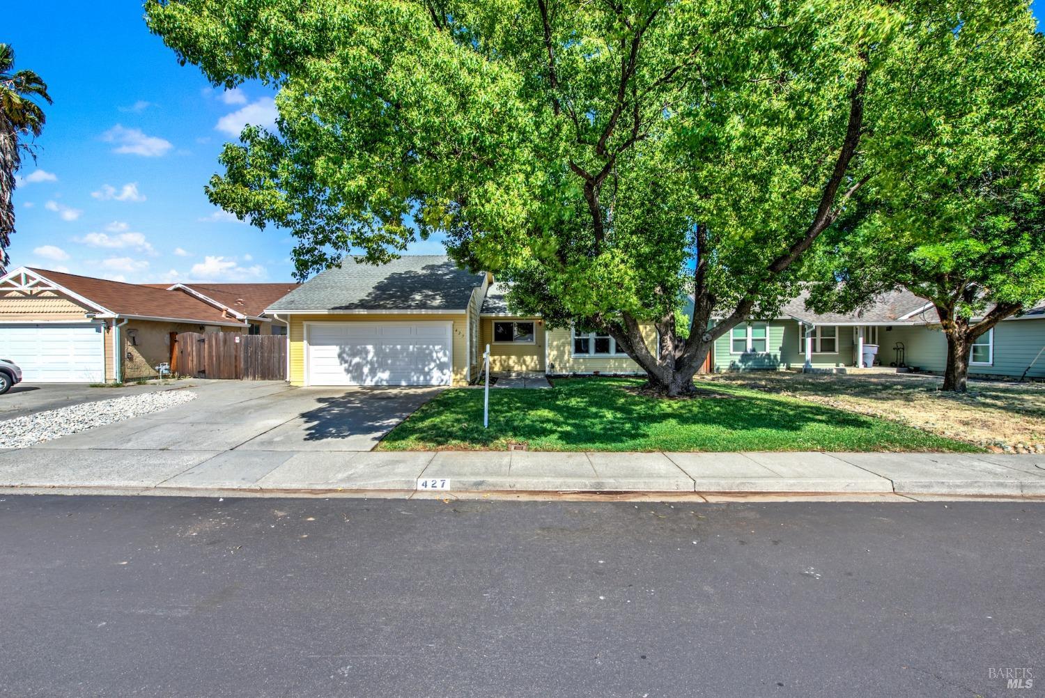 Detail Gallery Image 6 of 82 For 427 Temple Dr, Vacaville,  CA 95687 - 3 Beds | 2 Baths
