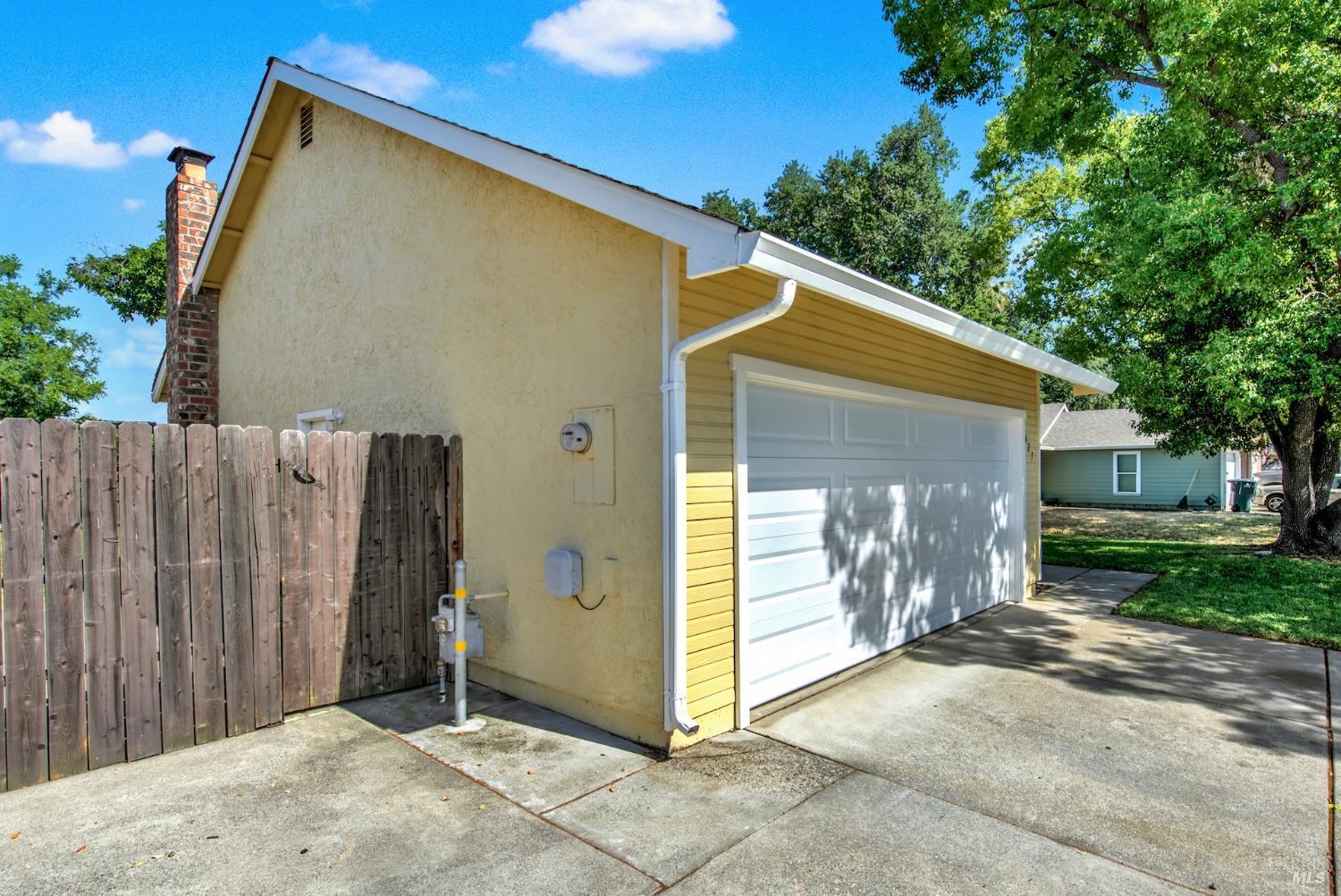 Detail Gallery Image 12 of 82 For 427 Temple Dr, Vacaville,  CA 95687 - 3 Beds | 2 Baths
