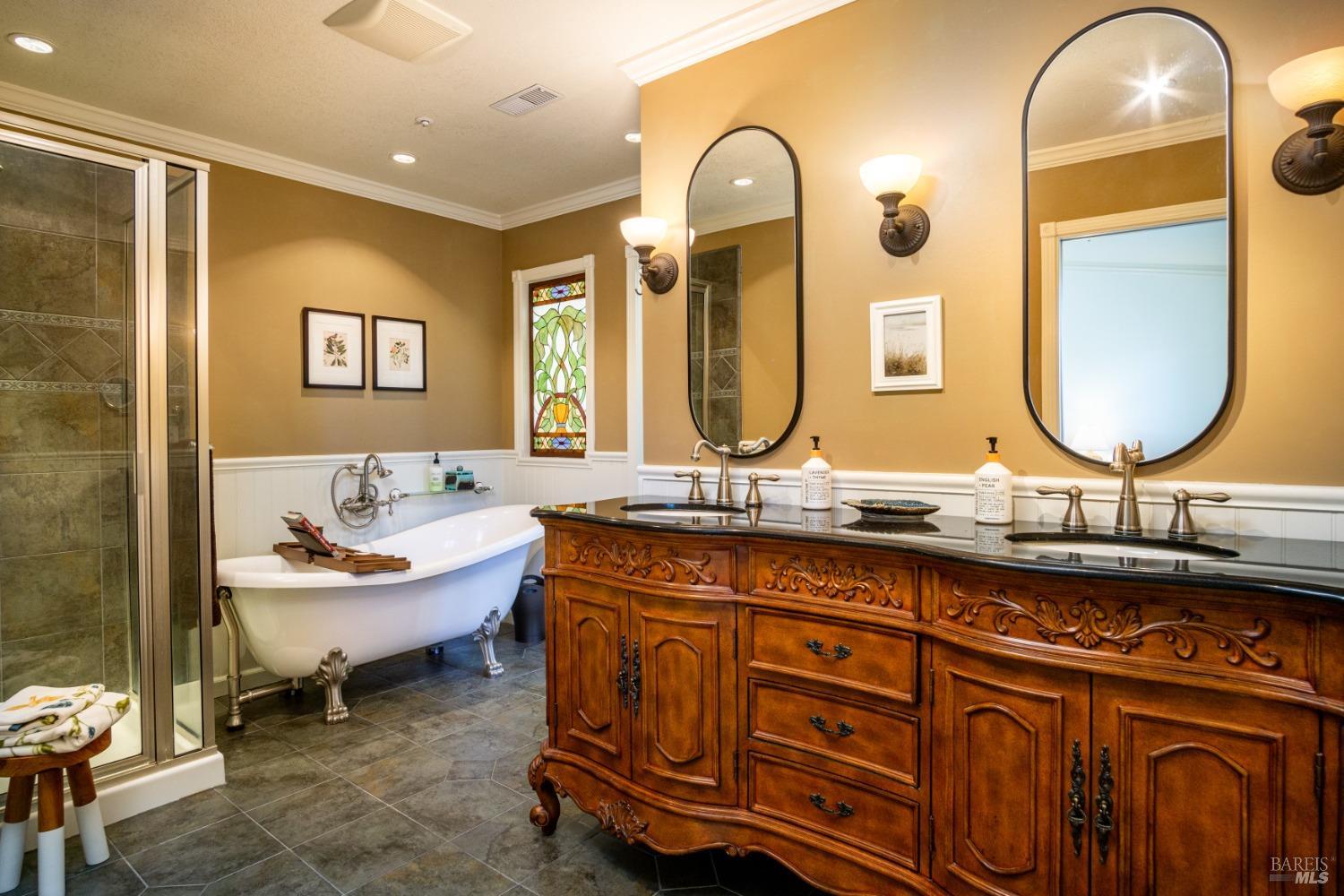 Detail Gallery Image 34 of 53 For 1643 Santiago Ave, Napa,  CA 94558 - 3 Beds | 2 Baths