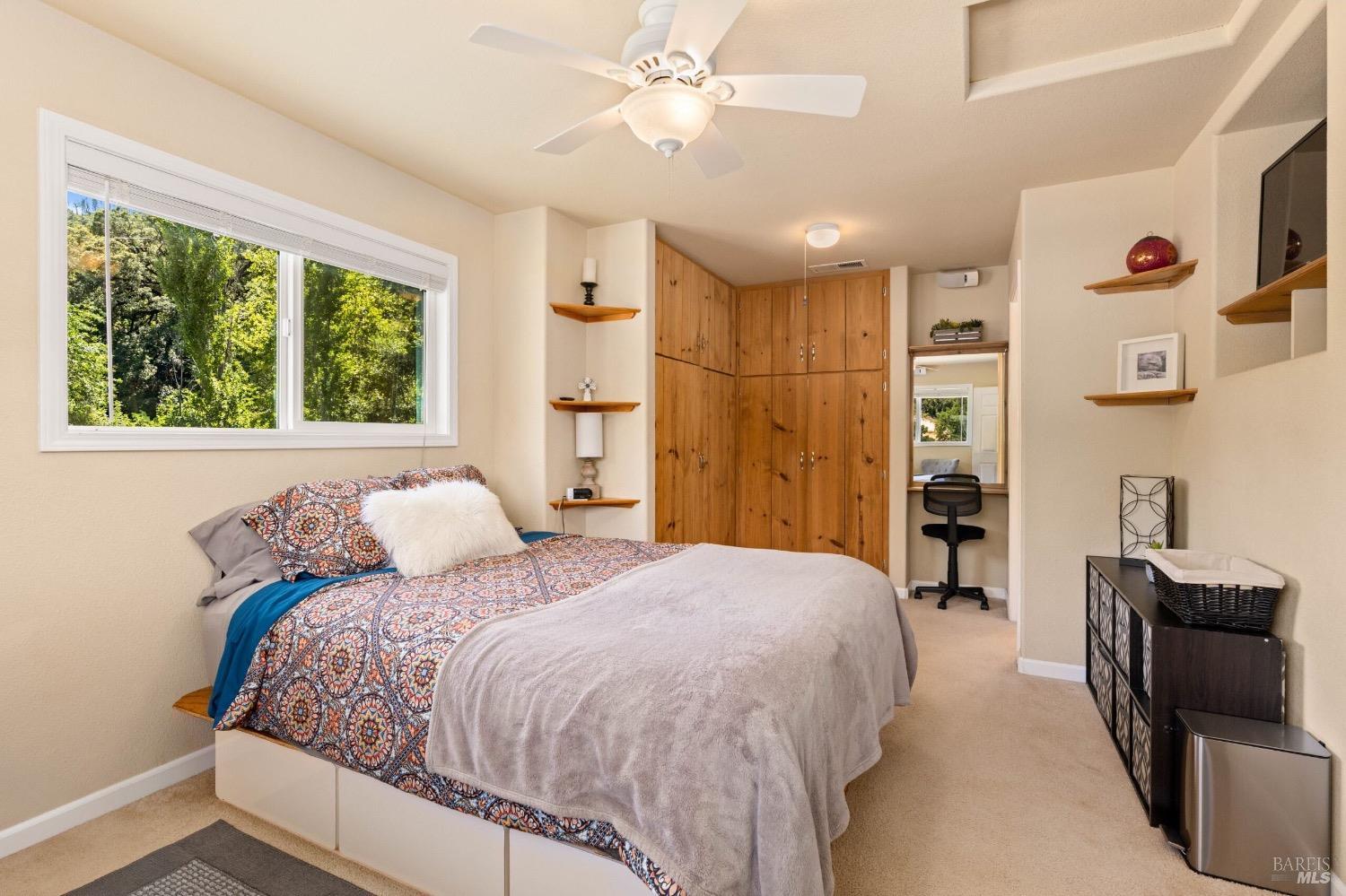 Detail Gallery Image 11 of 48 For 9814 Diane Ln, Upper Lake,  CA 95485 - 2 Beds | 2 Baths