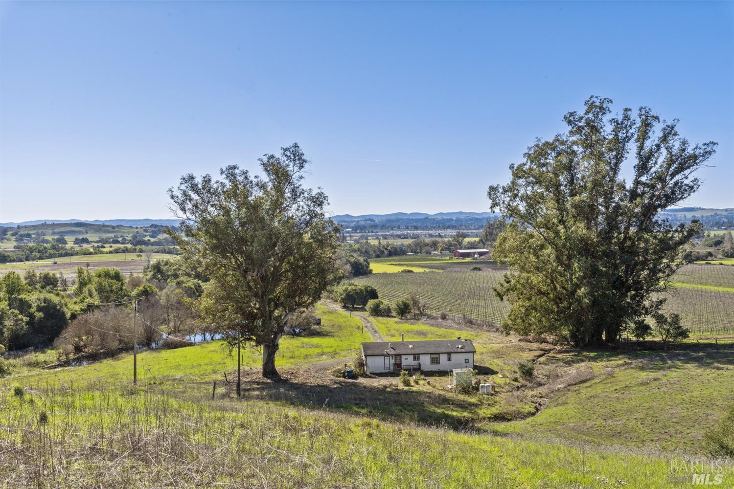 Detail Gallery Image 1 of 1 For 5725 Inverness Ave, Santa Rosa,  CA 95404 - 3 Beds | 2 Baths