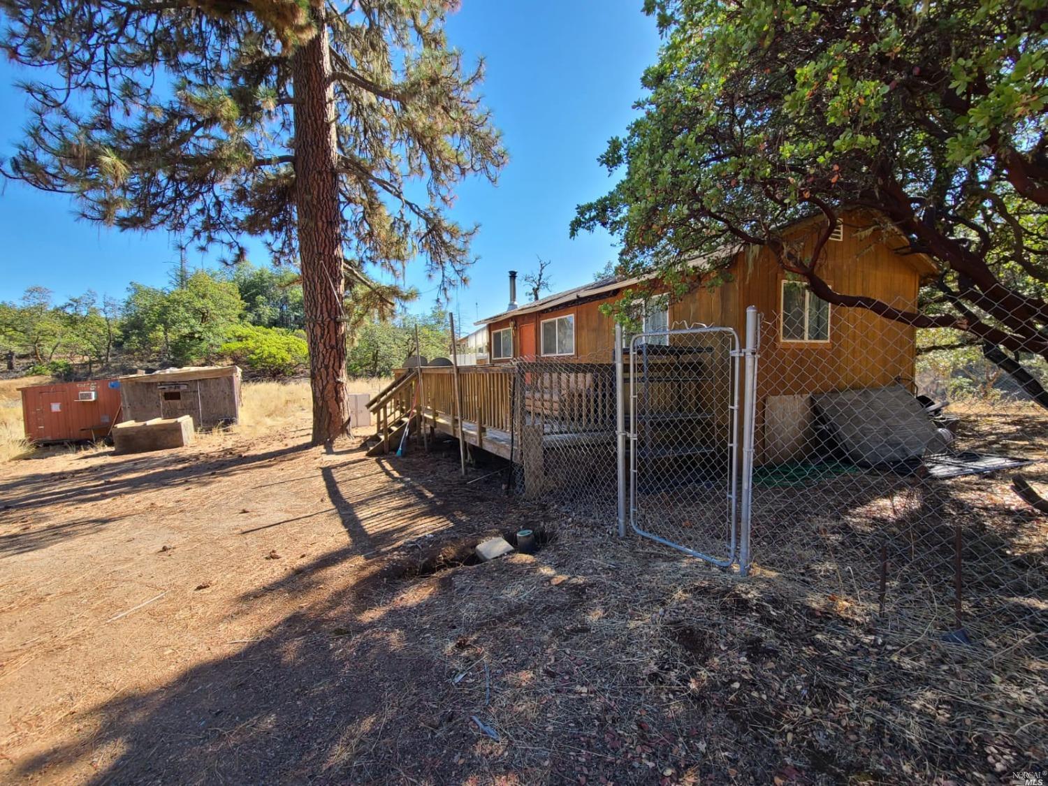 Detail Gallery Image 33 of 39 For 84001 Mina Rd, Covelo,  CA 95428 - 2 Beds | 2 Baths