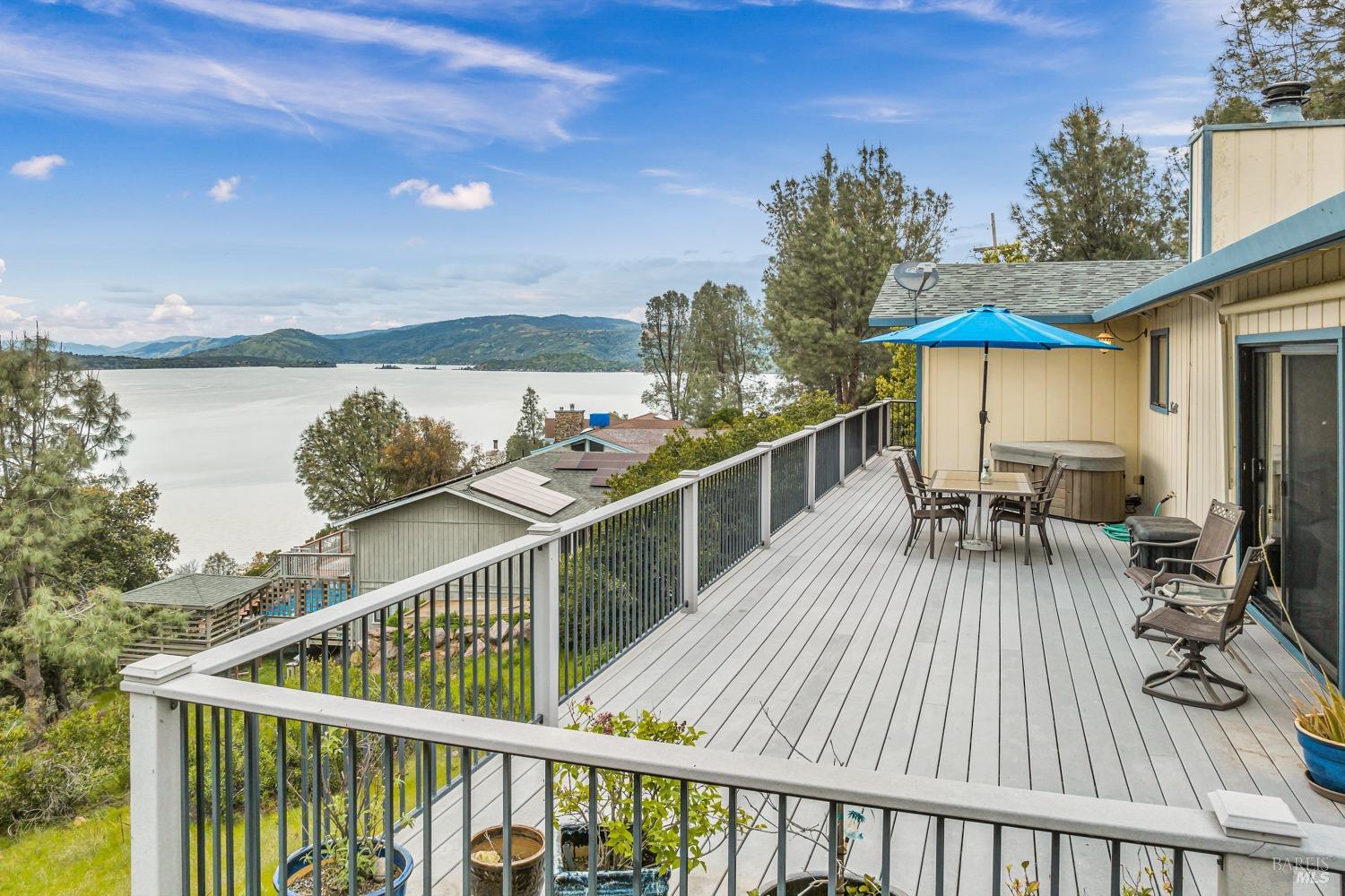 Detail Gallery Image 11 of 22 For 10360 Edgewater Dr, Kelseyville,  CA 95451 - 3 Beds | 2 Baths