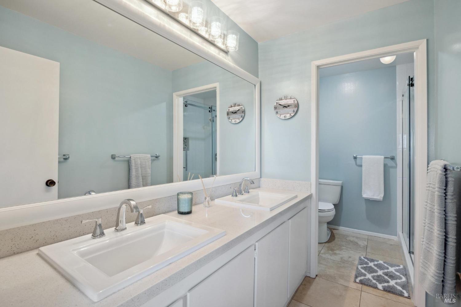 Detail Gallery Image 17 of 31 For 302 Donahue St, Sausalito,  CA 94965 - 2 Beds | 2 Baths