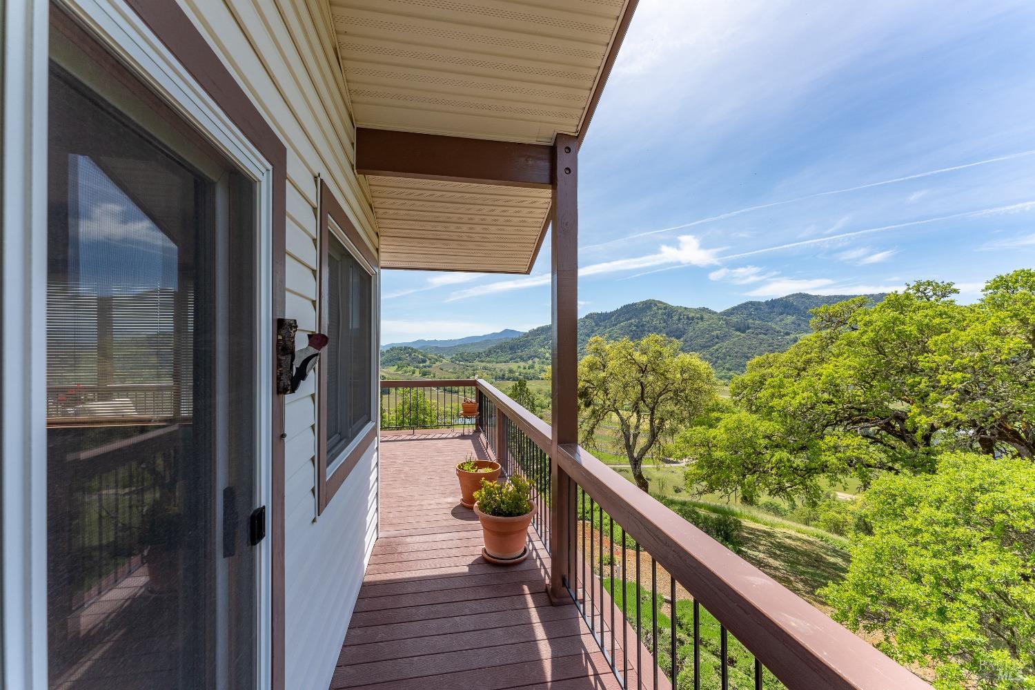 Detail Gallery Image 35 of 53 For 681 Sanel Dr, Ukiah,  CA 95482 - 3 Beds | 2/1 Baths