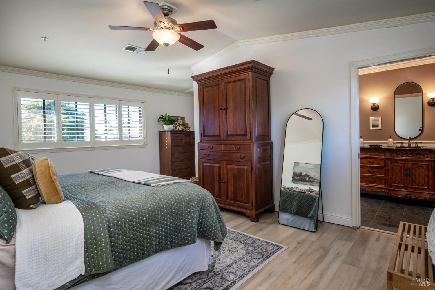 Detail Gallery Image 33 of 53 For 1643 Santiago Ave, Napa,  CA 94558 - 3 Beds | 2 Baths
