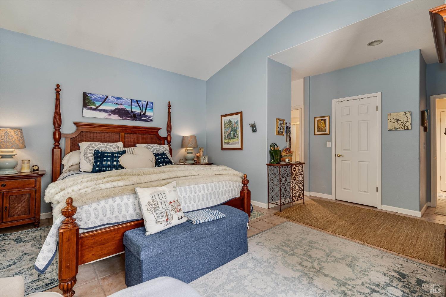 Detail Gallery Image 13 of 28 For 701 Amherst Cir, Sonoma,  CA 95476 - 3 Beds | 2 Baths