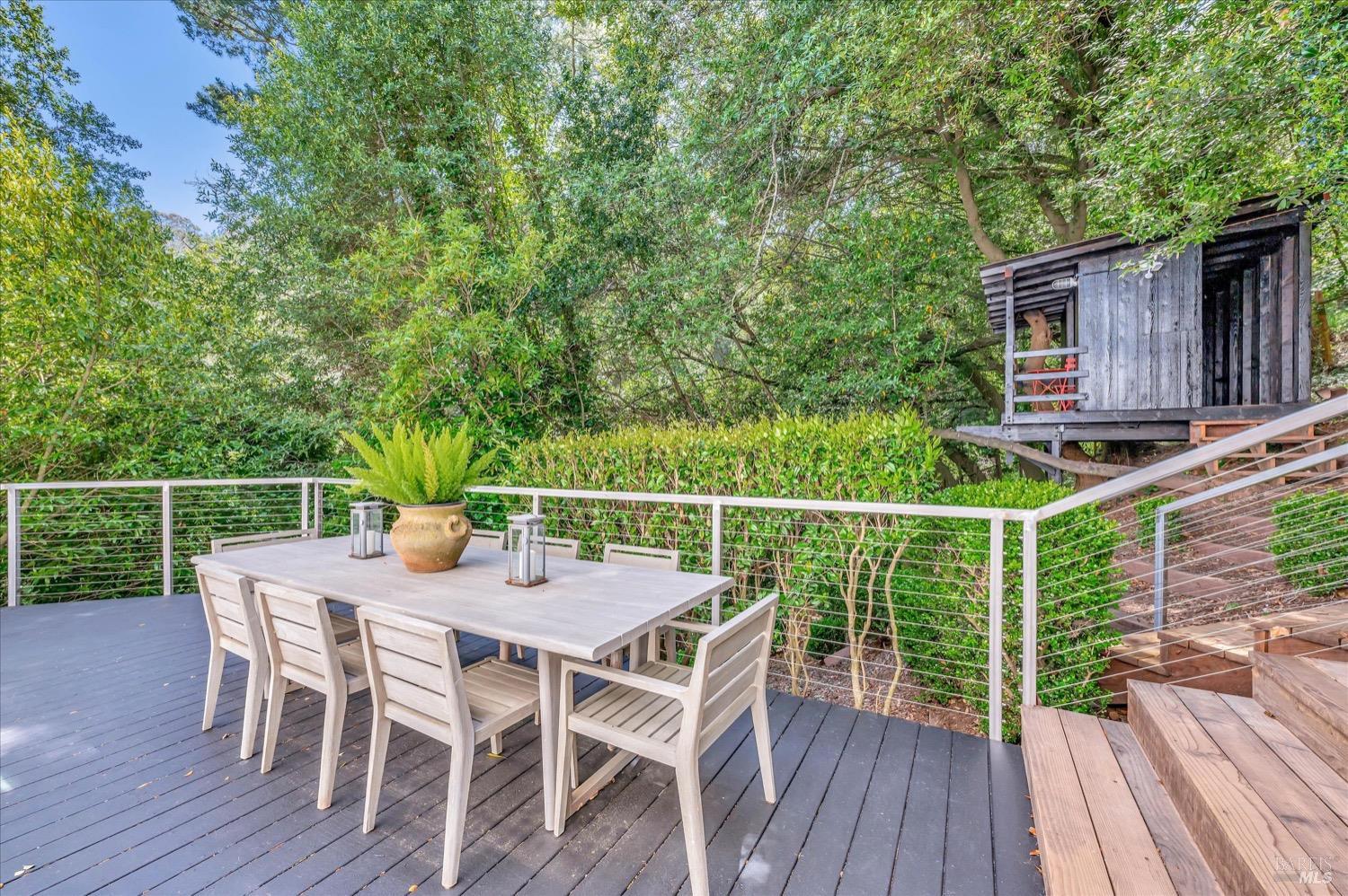 Detail Gallery Image 20 of 24 For 88 George Ln, Sausalito,  CA 94965 - 3 Beds | 2/1 Baths
