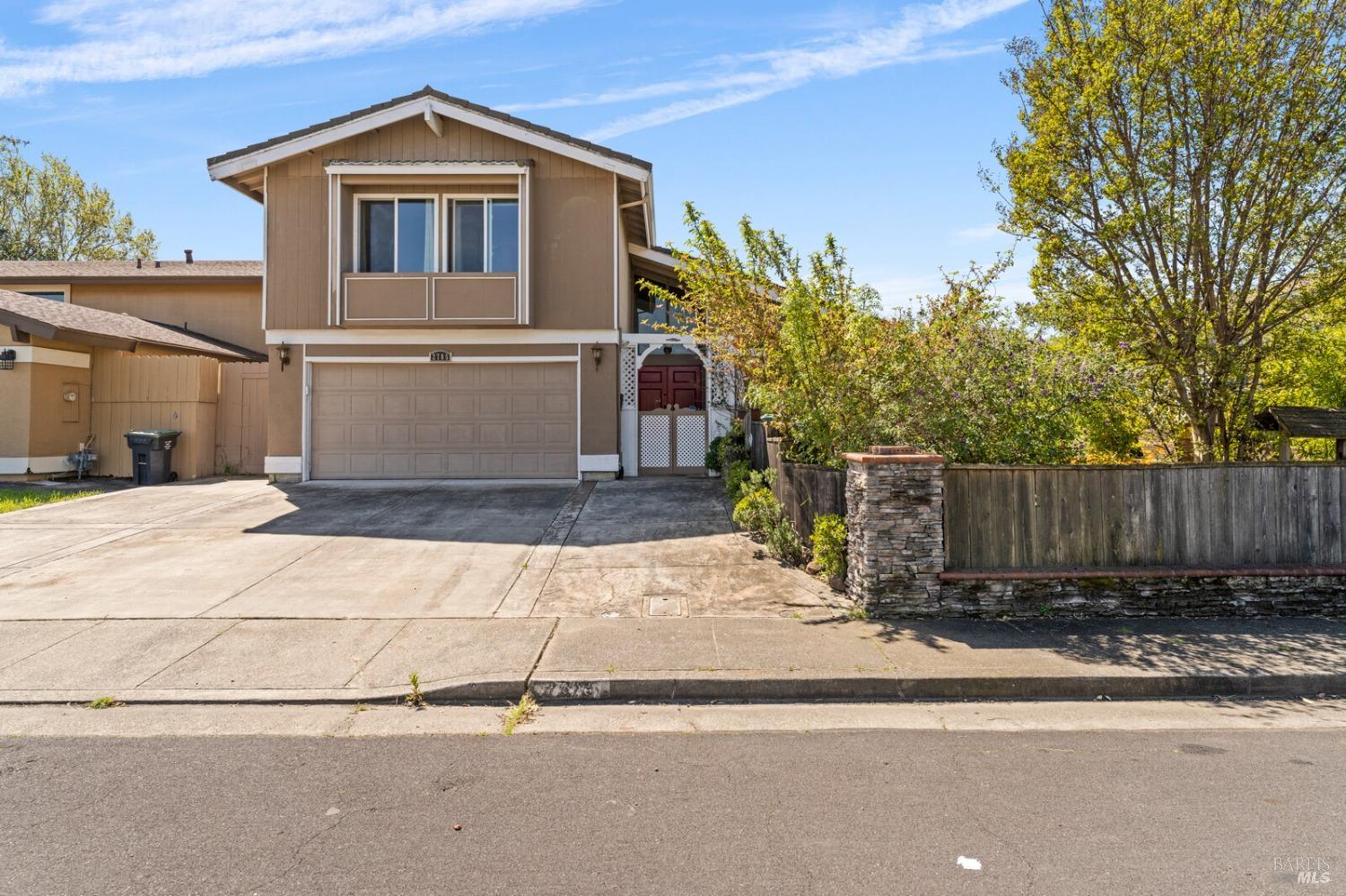 Detail Gallery Image 1 of 1 For 2785 Toland Dr, Fairfield,  CA 94534 - 4 Beds | 2/1 Baths