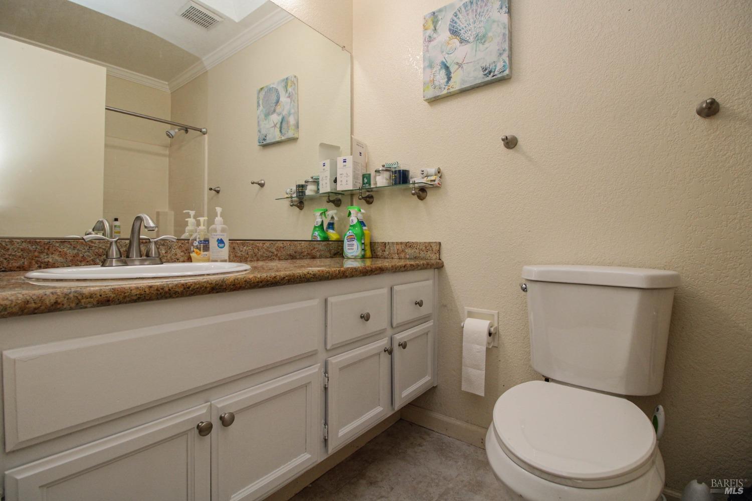 Detail Gallery Image 25 of 50 For 1320 Lois Ln, Suisun City,  CA 94585 - 3 Beds | 2 Baths