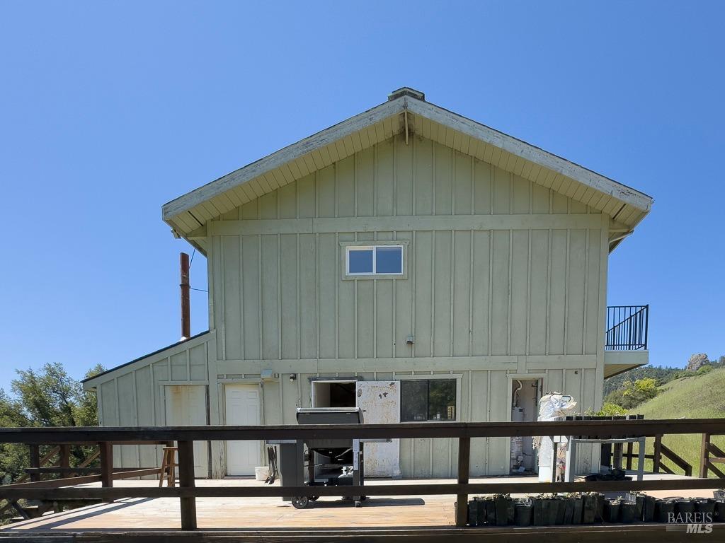Detail Gallery Image 15 of 23 For 61750 Bell Springs Rd, Laytonville,  CA 95454 - 3 Beds | 2 Baths