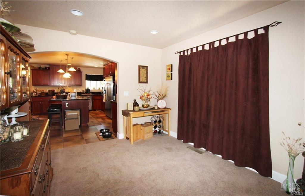 Detail Gallery Image 5 of 48 For 16300 Navajo Trl, Clearlake Oaks,  CA 95423 - 3 Beds | 2/1 Baths