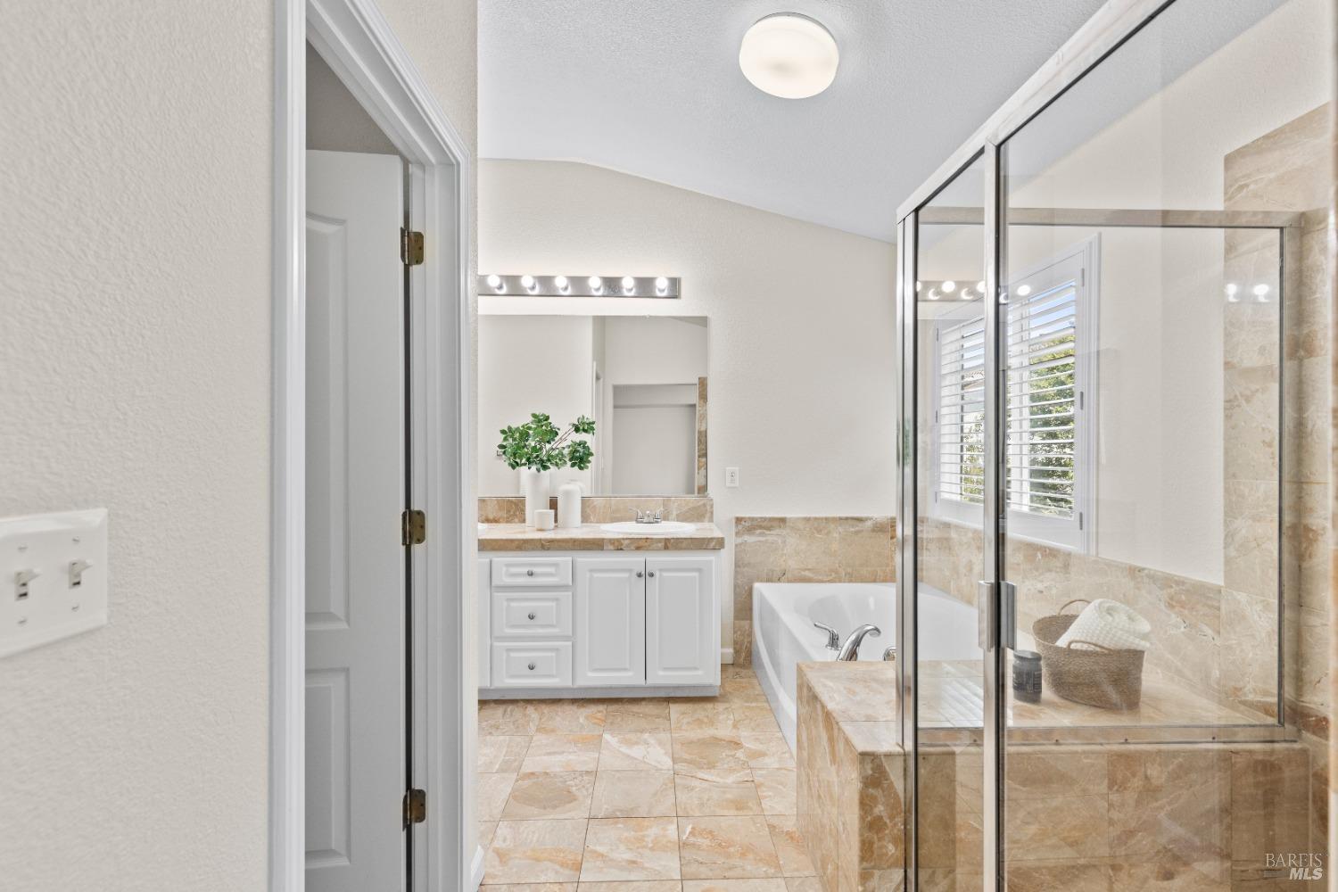 Detail Gallery Image 51 of 68 For 4202 Brudenell Dr, Fairfield,  CA 94533 - 5 Beds | 2/1 Baths