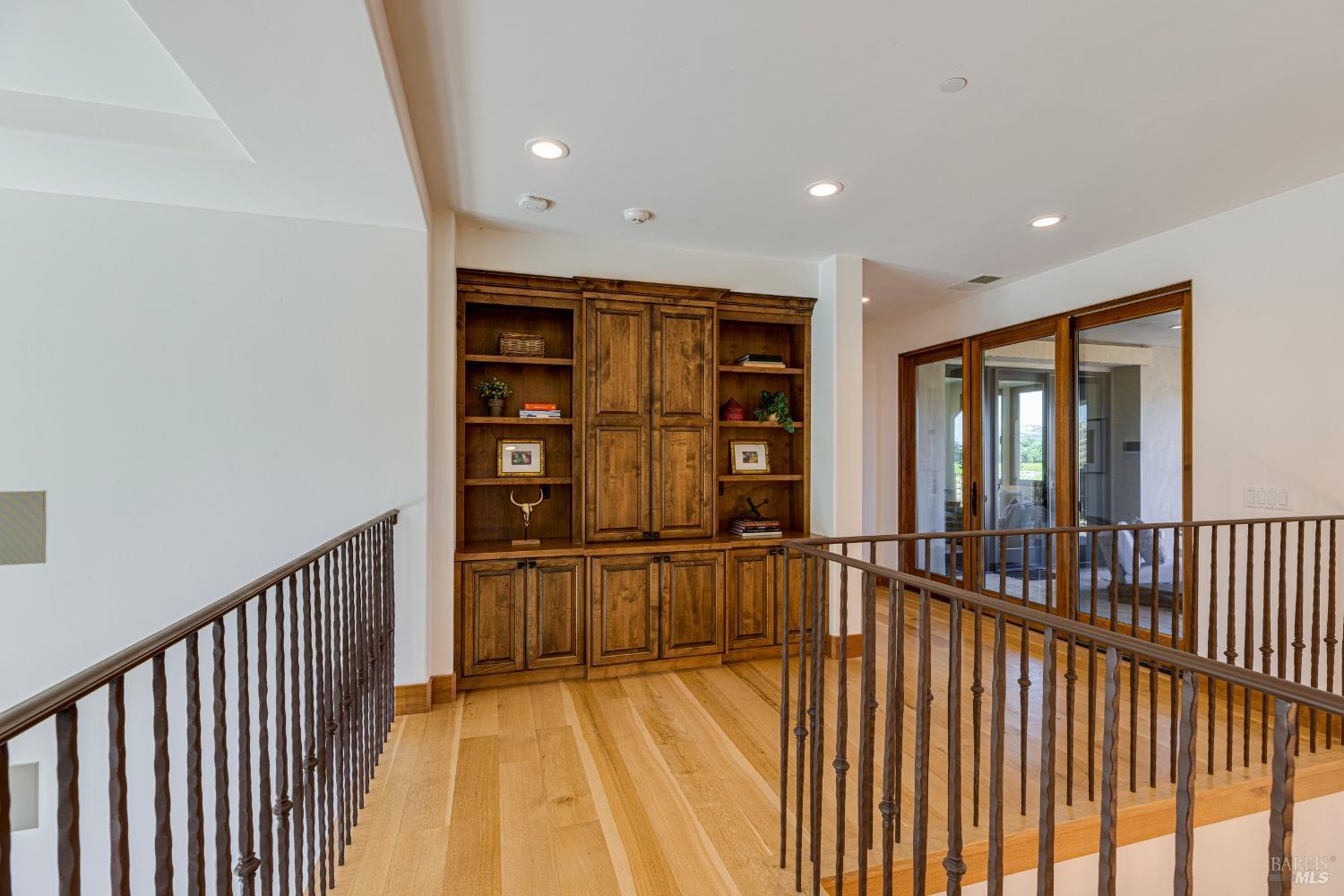 Detail Gallery Image 32 of 85 For 21001 Broadway Unkn, Sonoma,  CA 95476 - 7 Beds | 8/2 Baths