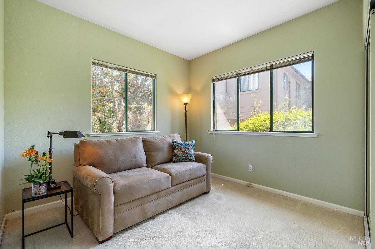 Detail Gallery Image 23 of 61 For 36 Mariposa Ave #1,  San Anselmo,  CA 94960 - 2 Beds | 2/1 Baths