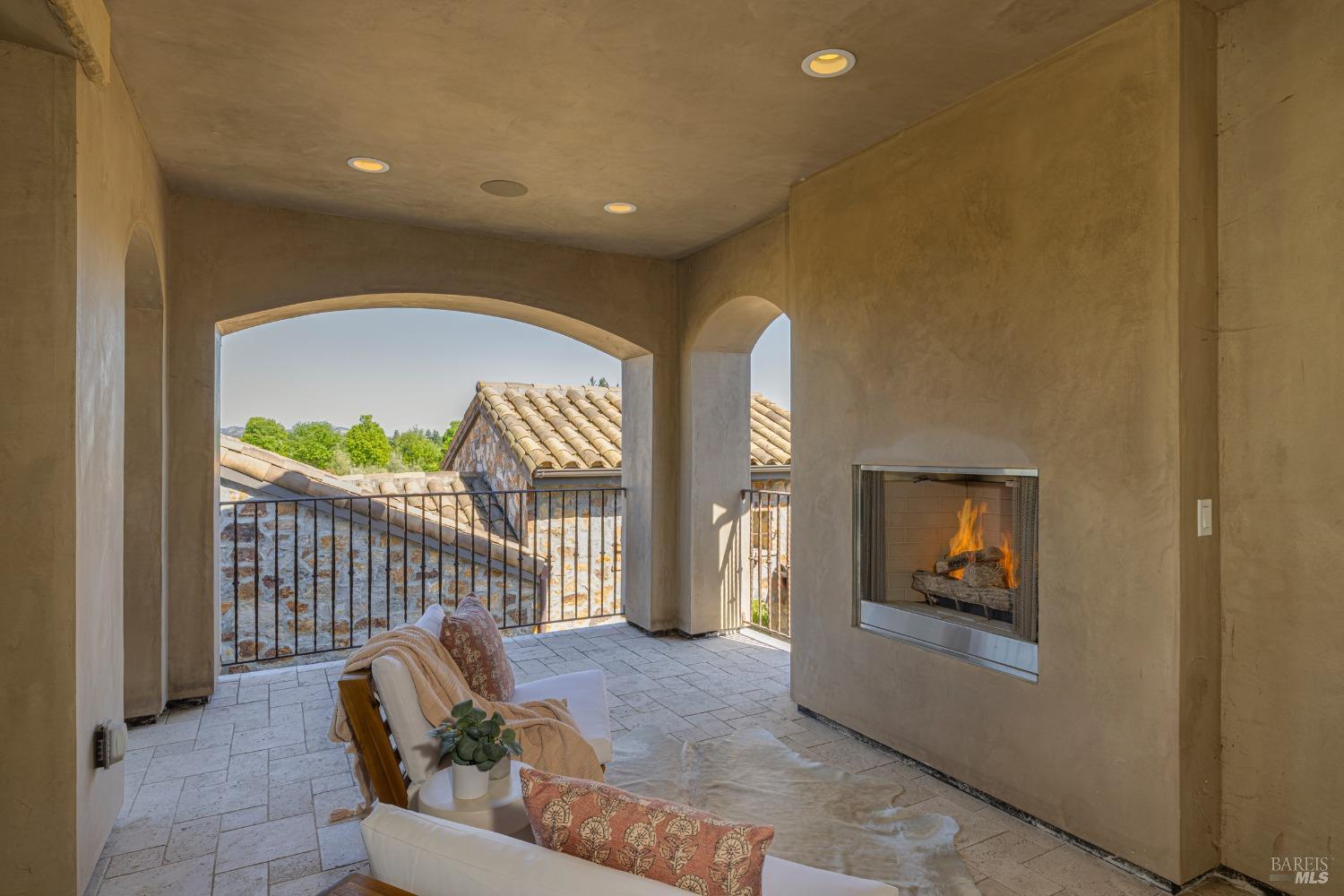 Detail Gallery Image 35 of 85 For 21001 Broadway Unkn, Sonoma,  CA 95476 - 7 Beds | 8/2 Baths