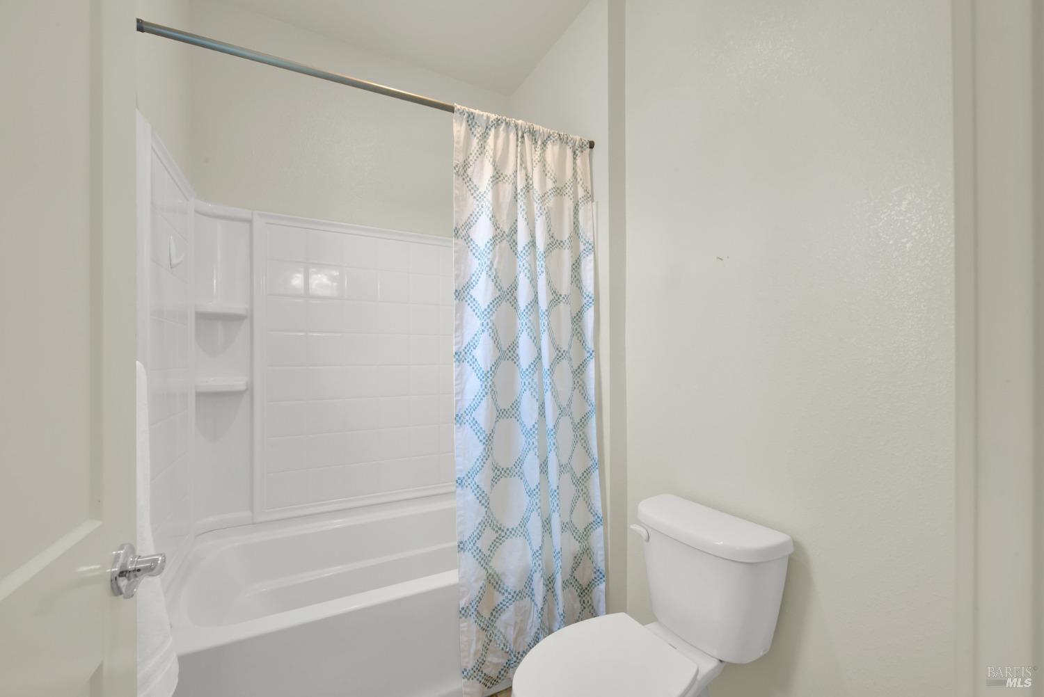 Detail Gallery Image 41 of 52 For 1075 Johns Hopkins Ct, Dixon,  CA 95620 - 3 Beds | 2/1 Baths