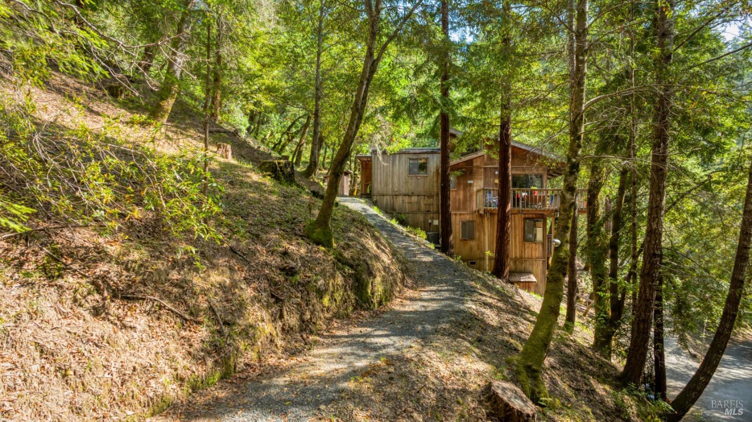 Detail Gallery Image 2 of 25 For 2 Nw Pine Flat Rd, Cazadero,  CA 95421 - 2 Beds | 2 Baths