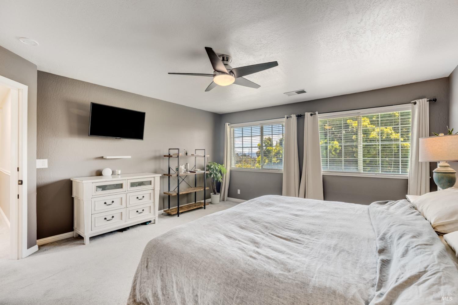 Detail Gallery Image 46 of 74 For 557 Cooper Dr, Benicia,  CA 94510 - 5 Beds | 2/1 Baths