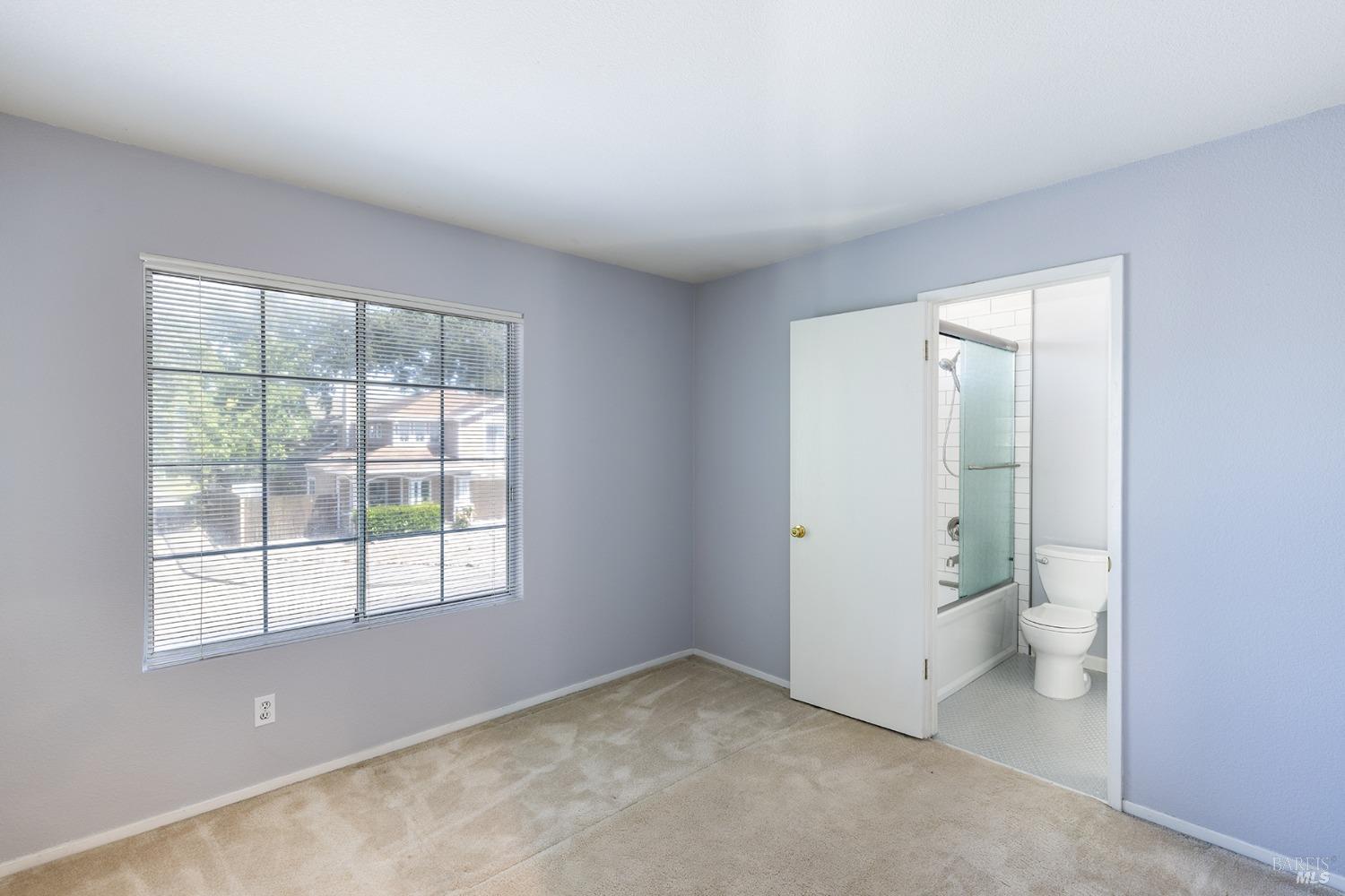 Detail Gallery Image 17 of 33 For 1255 Pickett St, Sonoma,  CA 95476 - 3 Beds | 2/1 Baths