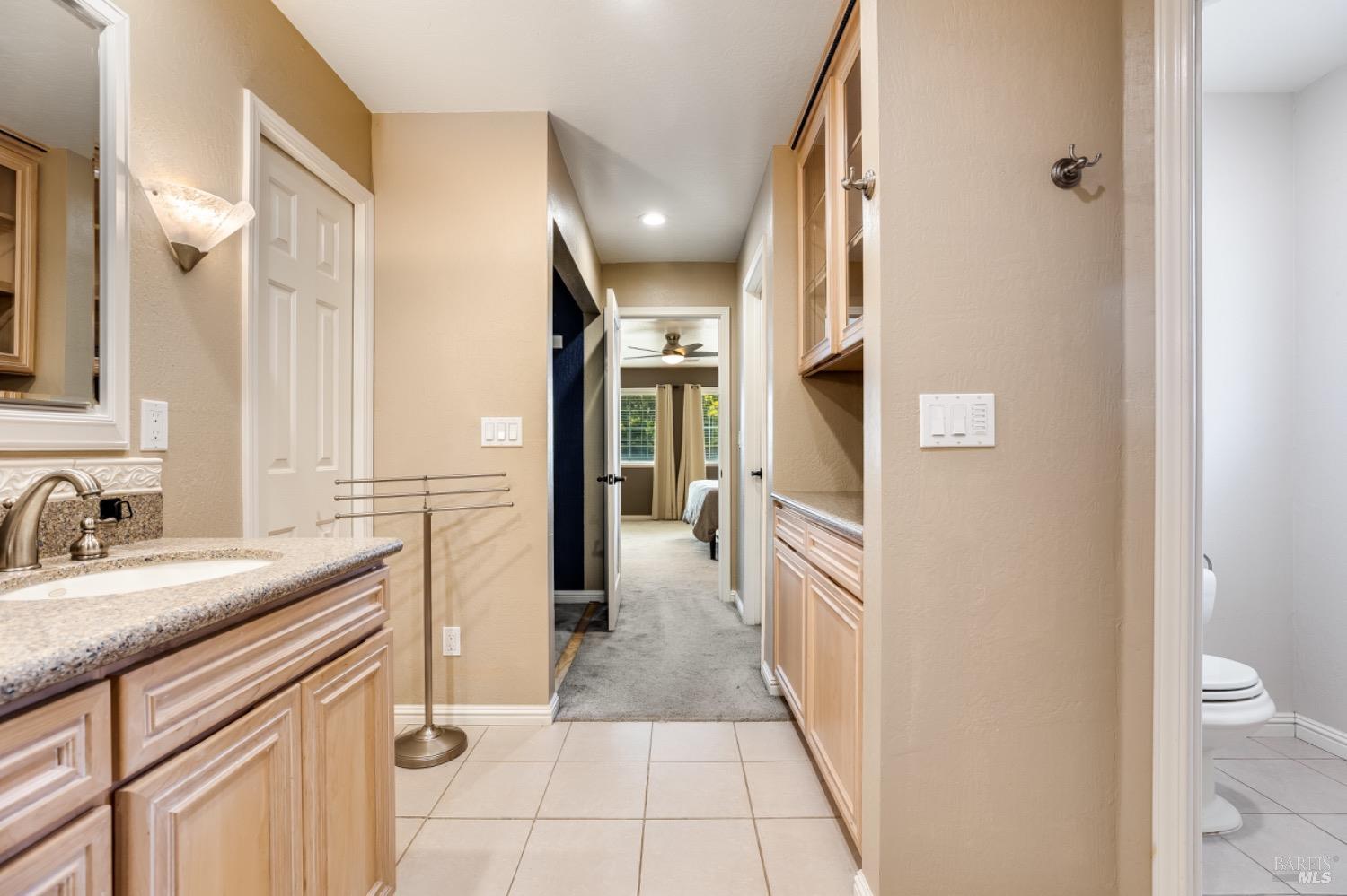 Detail Gallery Image 42 of 74 For 557 Cooper Dr, Benicia,  CA 94510 - 5 Beds | 2/1 Baths
