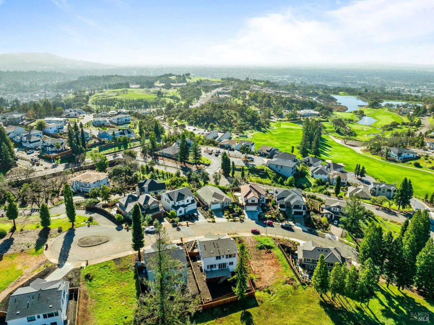 Detail Gallery Image 44 of 45 For 1915 Lyon Ct, Santa Rosa,  CA 95403 - 4 Beds | 3 Baths