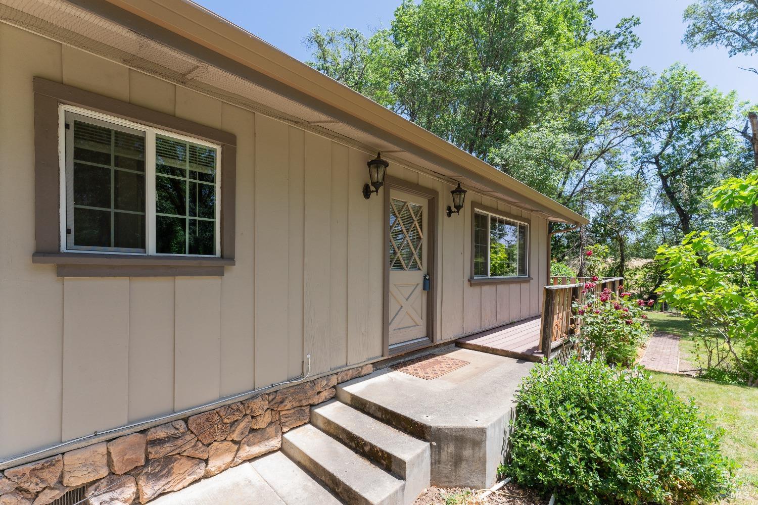 Detail Gallery Image 16 of 34 For 2801 Road E Rd, Redwood Valley,  CA 95470 - 3 Beds | 2 Baths