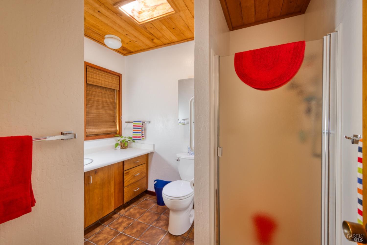 Detail Gallery Image 18 of 25 For 2 Nw Pine Flat Rd, Cazadero,  CA 95421 - 2 Beds | 2 Baths