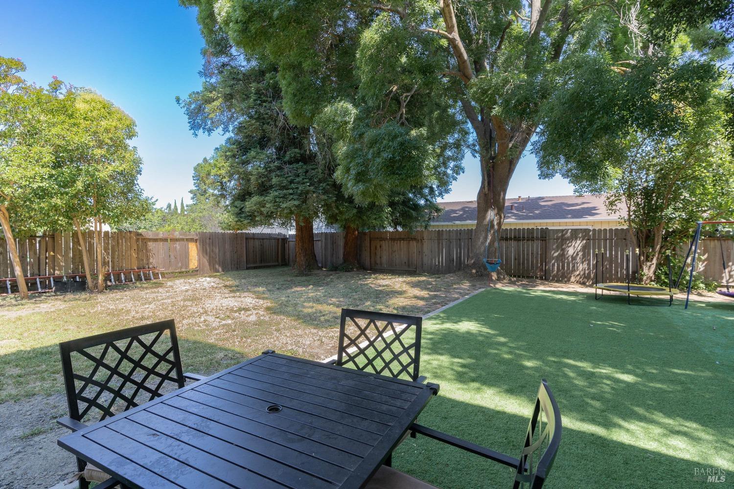 Detail Gallery Image 31 of 34 For 1202 Pintail Dr, Suisun City,  CA 94585 - 3 Beds | 2/1 Baths