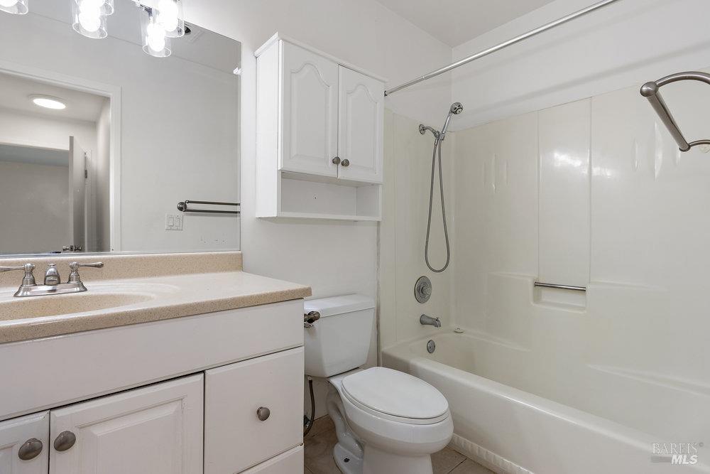 Detail Gallery Image 17 of 25 For 900 Southampton Rd #138,  Benicia,  CA 94510 - 1 Beds | 1 Baths