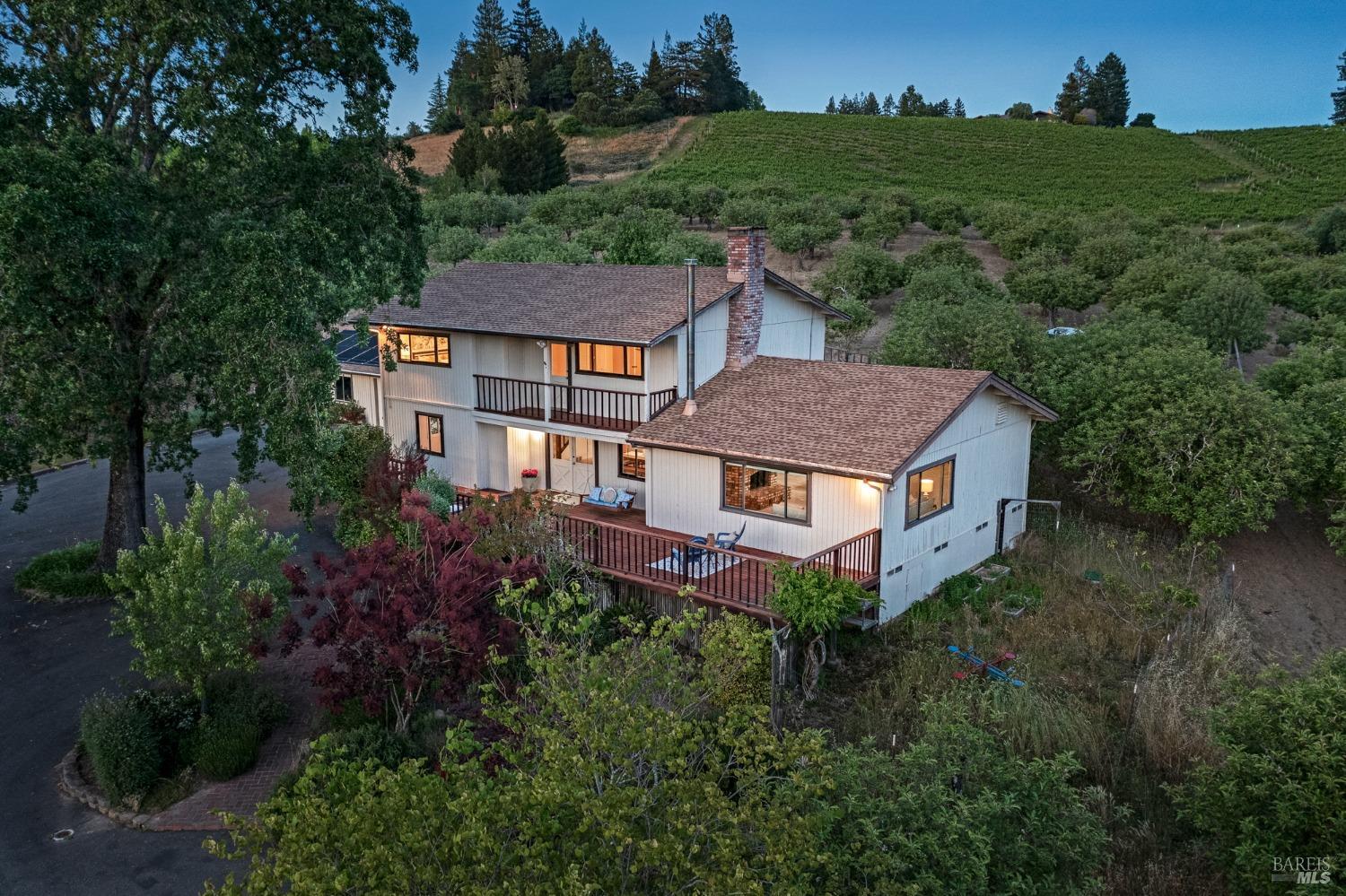 Detail Gallery Image 1 of 80 For 1905 Green Hill Rd, Sebastopol,  CA 95472 - 4 Beds | 2 Baths