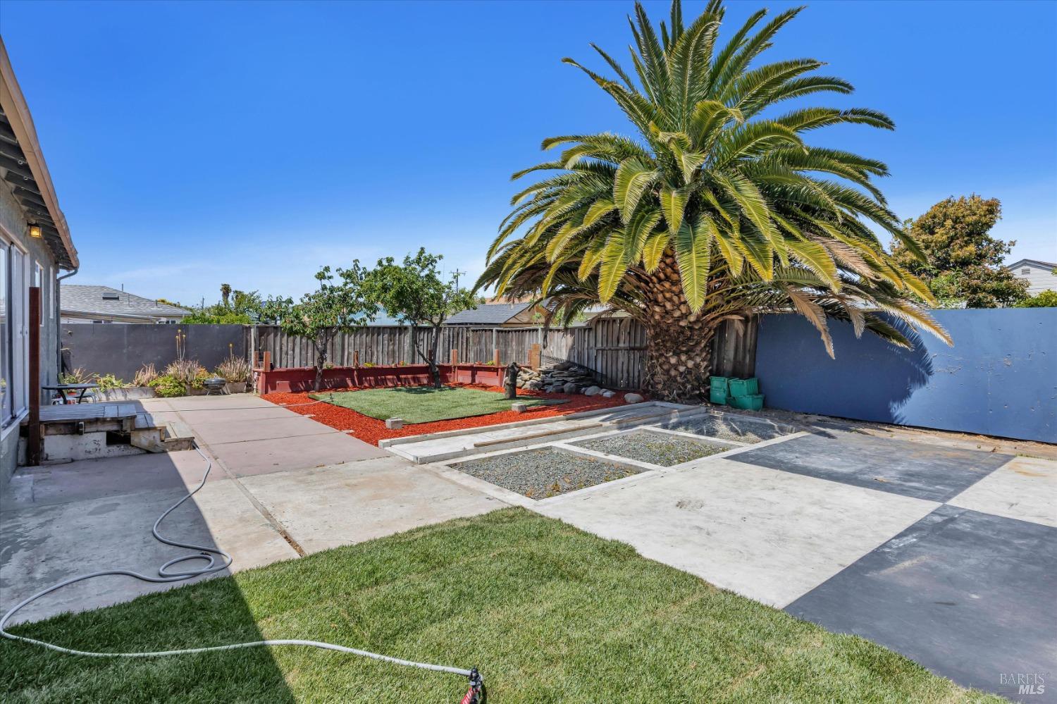 Detail Gallery Image 29 of 31 For 22462 Hesperian Blvd, Hayward,  CA 94541 - 3 Beds | 2 Baths