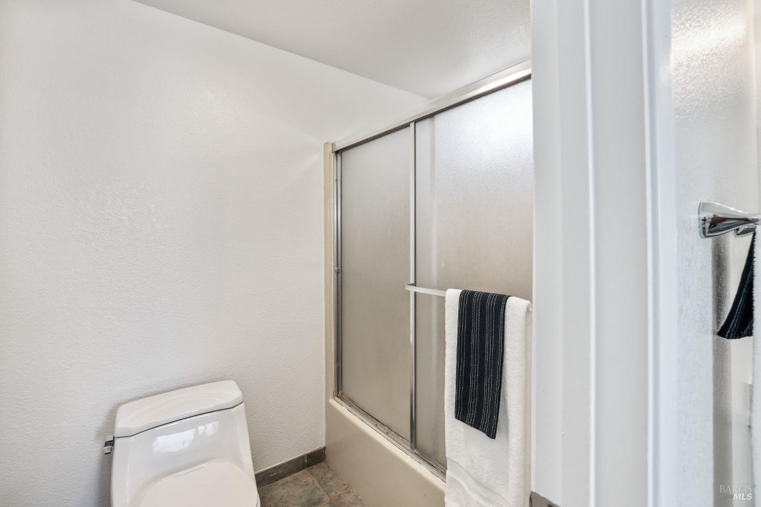Detail Gallery Image 23 of 51 For 102 Independence Ave, Vacaville,  CA 95687 - 3 Beds | 2/1 Baths