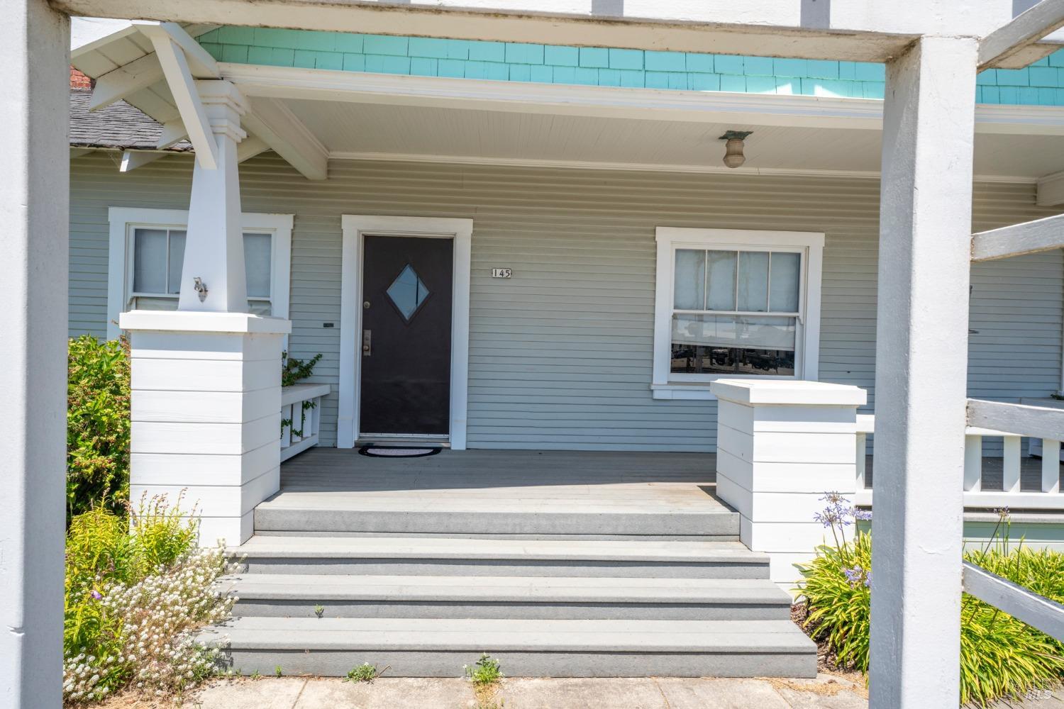 Detail Gallery Image 9 of 27 For 145 W Pine St, Fort Bragg,  CA 95437 - 3 Beds | 2 Baths