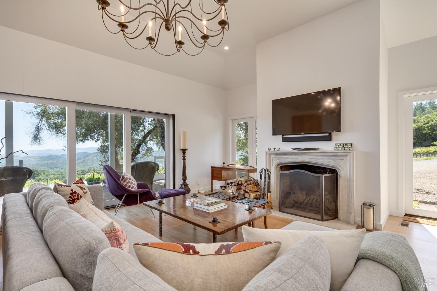 Detail Gallery Image 8 of 47 For 989 Greenfield Rd, Saint Helena,  CA 94574 - 2 Beds | 2/1 Baths