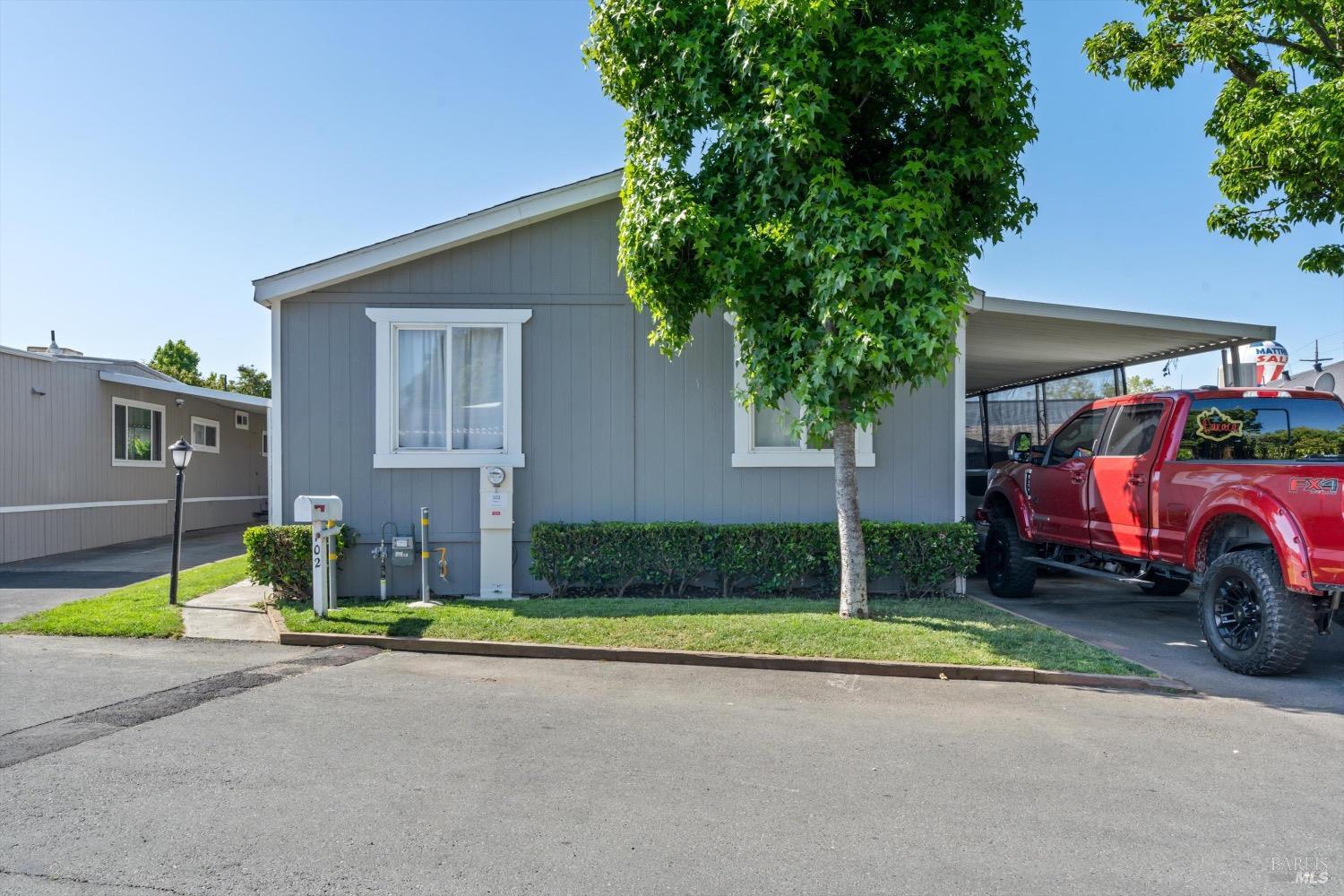 Detail Gallery Image 14 of 16 For 102 Apple Ln, Santa Rosa,  CA 95407 - 3 Beds | 2 Baths