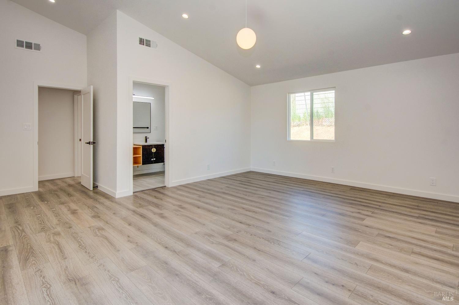 Remington Court, Vallejo, California image 13