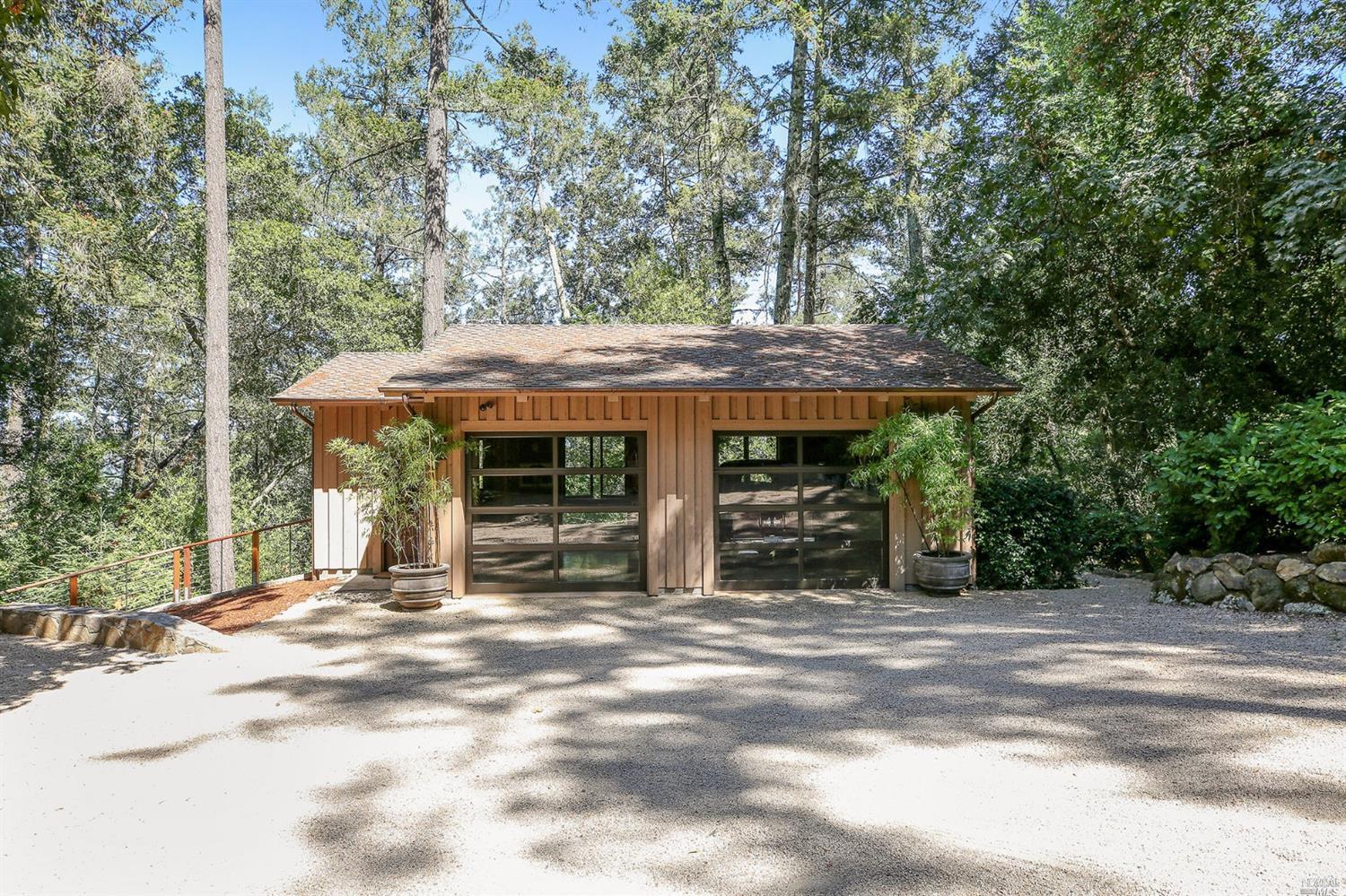 Detail Gallery Image 30 of 37 For 1457 S Whitehall Ln, Saint Helena,  CA 94574 - 5 Beds | 5/1 Baths