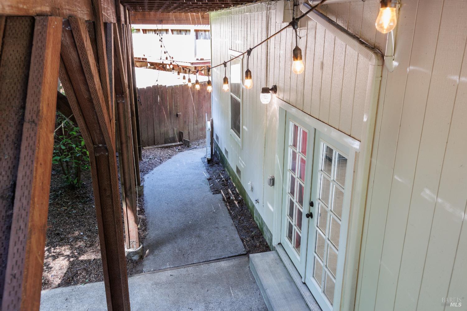 Detail Gallery Image 7 of 62 For 14291 Laurel Rd, Guerneville,  CA 95446 - 2 Beds | 2/1 Baths