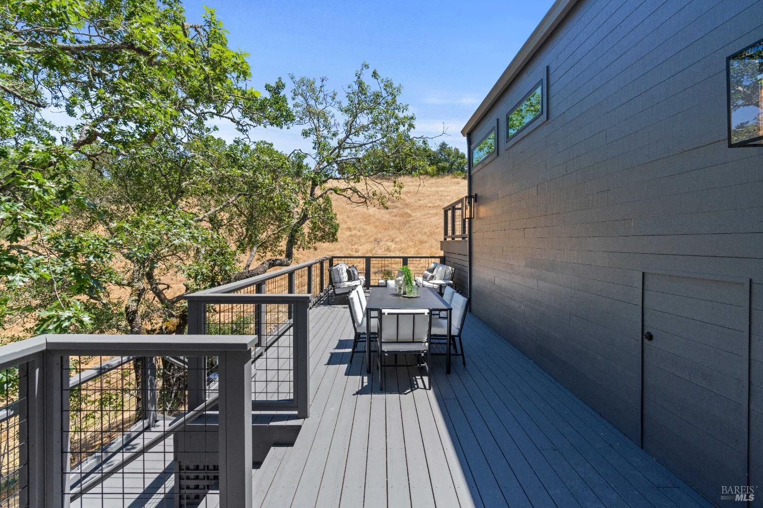 Detail Gallery Image 7 of 44 For 1160 Dance Dr, Sonoma,  CA 95476 - 3 Beds | 2/1 Baths