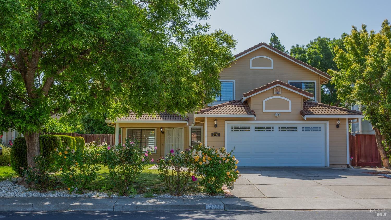 Detail Gallery Image 1 of 1 For 2790 Woodmont Dr, Fairfield,  CA 94533 - 4 Beds | 2/1 Baths