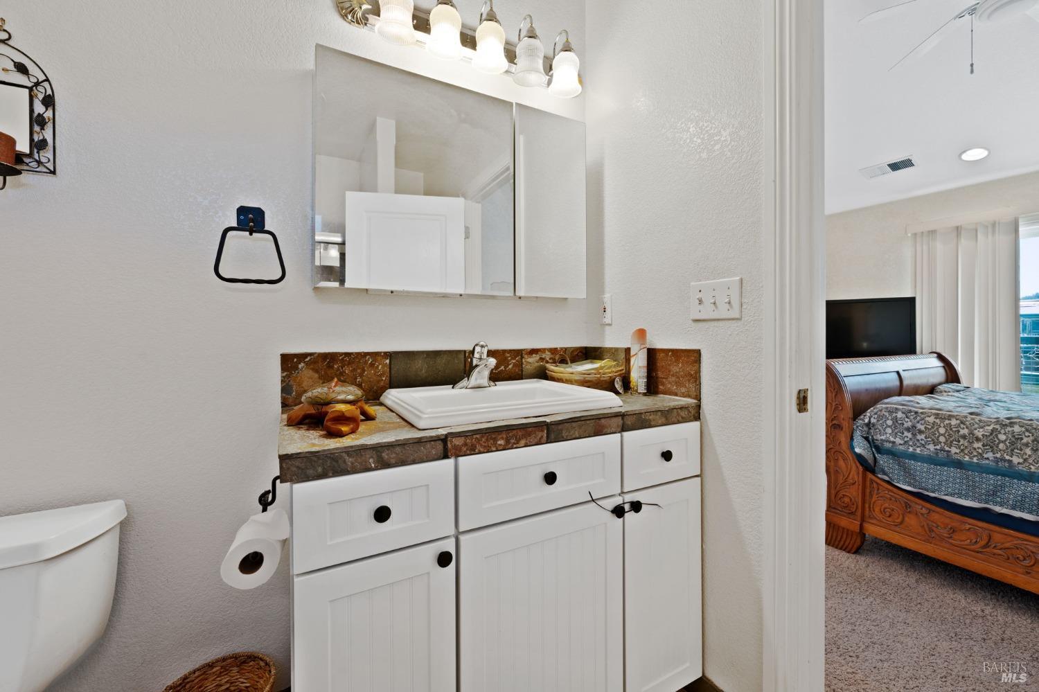 Detail Gallery Image 31 of 51 For 12928 Lakeland St, Clearlake Oaks,  CA 95423 - 3 Beds | 2 Baths
