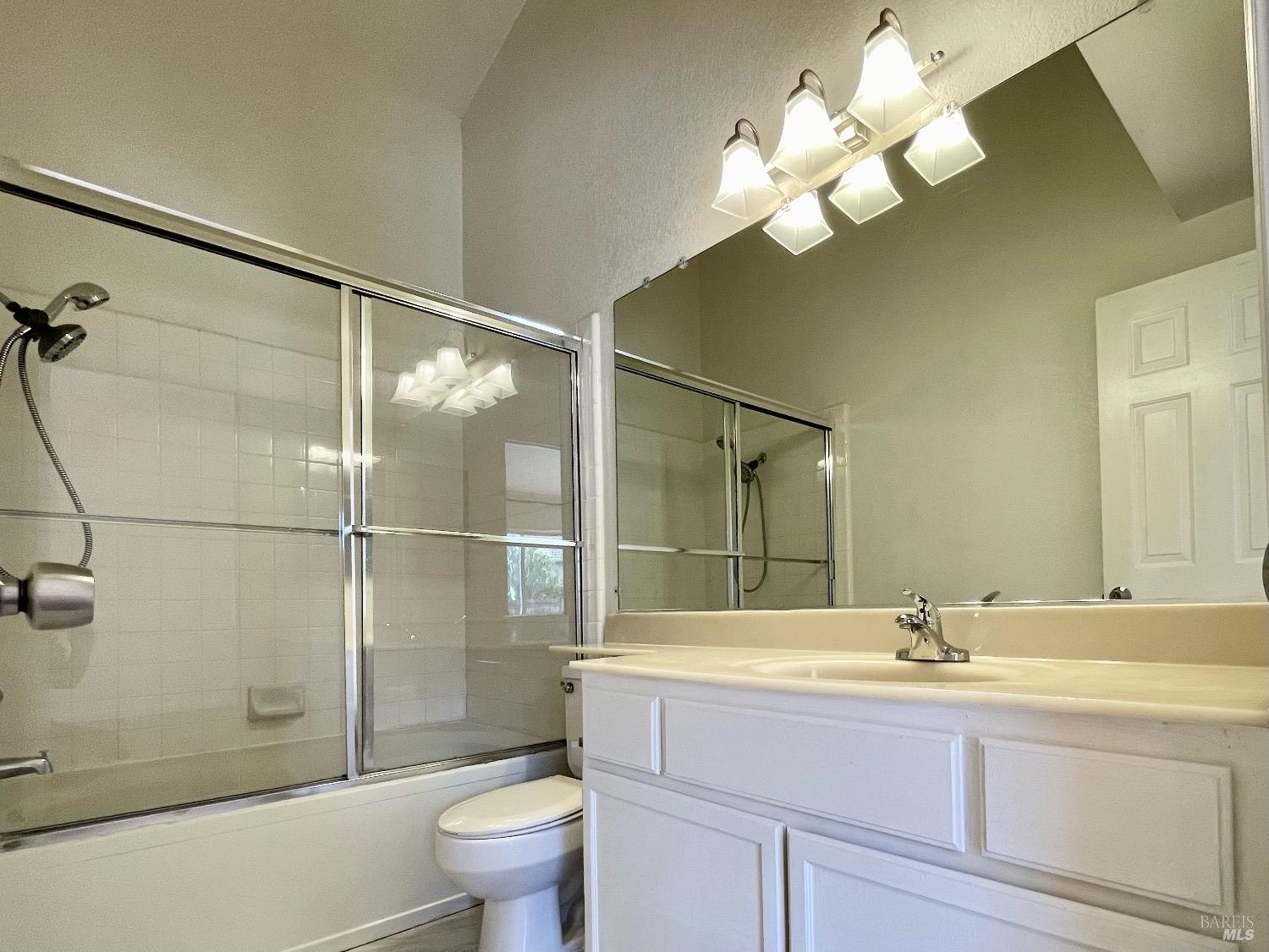 Detail Gallery Image 22 of 25 For 417 Kinsmill Ct, Suisun City,  CA 94585 - 3 Beds | 2 Baths