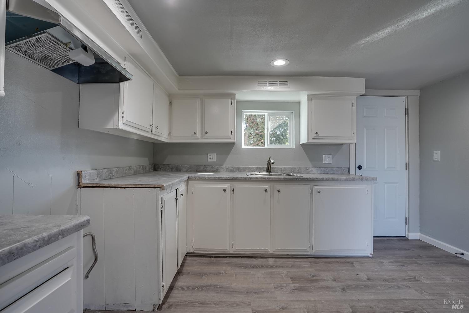 Detail Gallery Image 24 of 54 For 1821 Lakeville Hwy 77, Petaluma,  CA 94954 - 2 Beds | 2 Baths