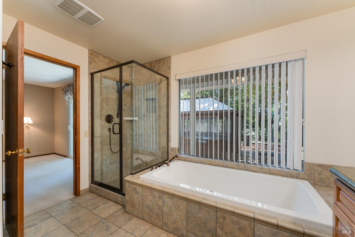 Detail Gallery Image 22 of 34 For 8190 Ridgeview Dr, Redwood Valley,  CA 95470 - 3 Beds | 2 Baths