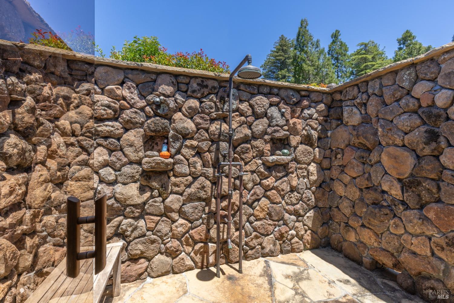 Detail Gallery Image 73 of 99 For 16548 Laughlin Rd, Guerneville,  CA 95446 - 4 Beds | 3 Baths