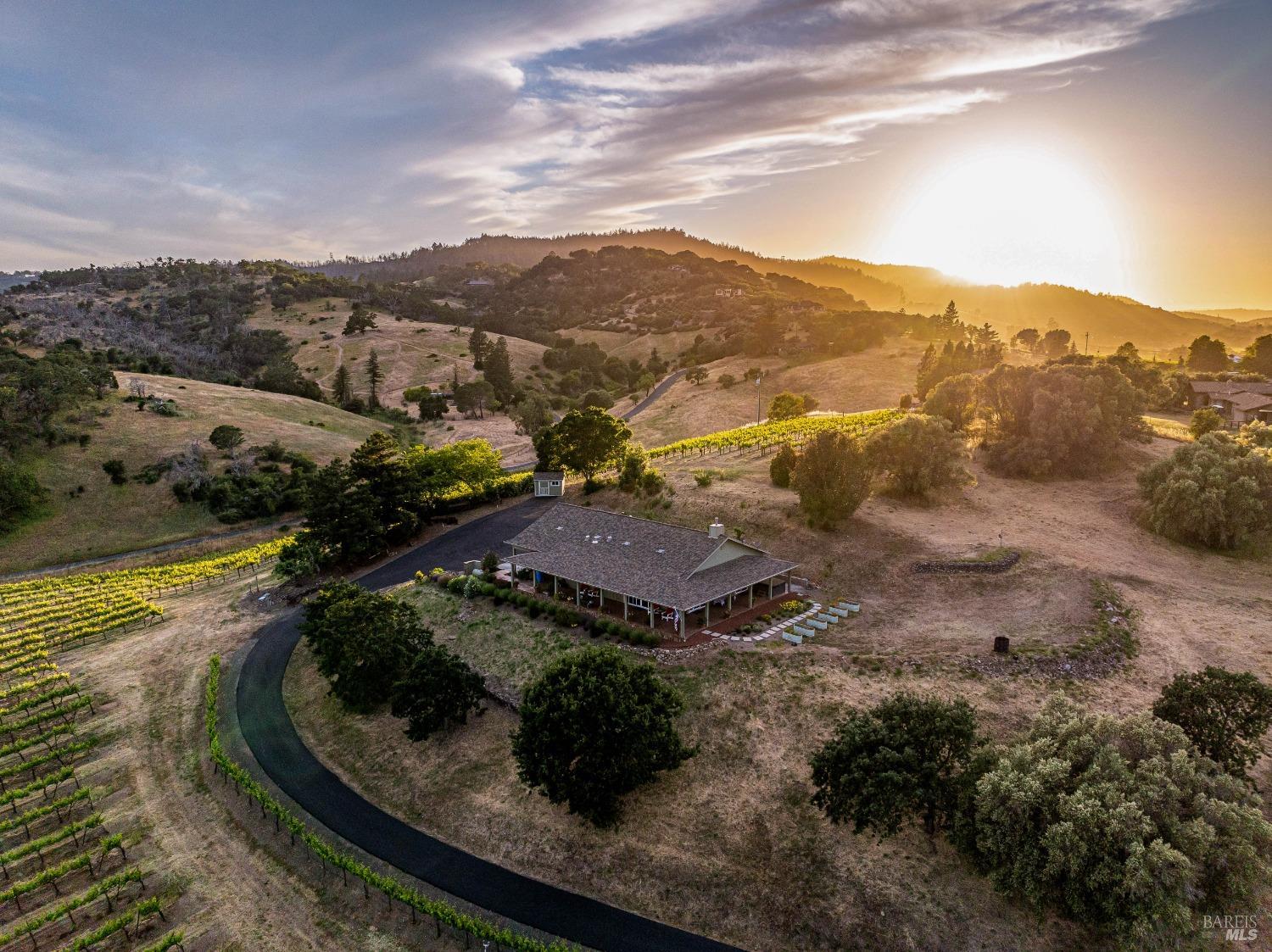 Detail Gallery Image 1 of 1 For 660 Kenilworth Ave, Kenwood,  CA 95452 - 2 Beds | 2 Baths