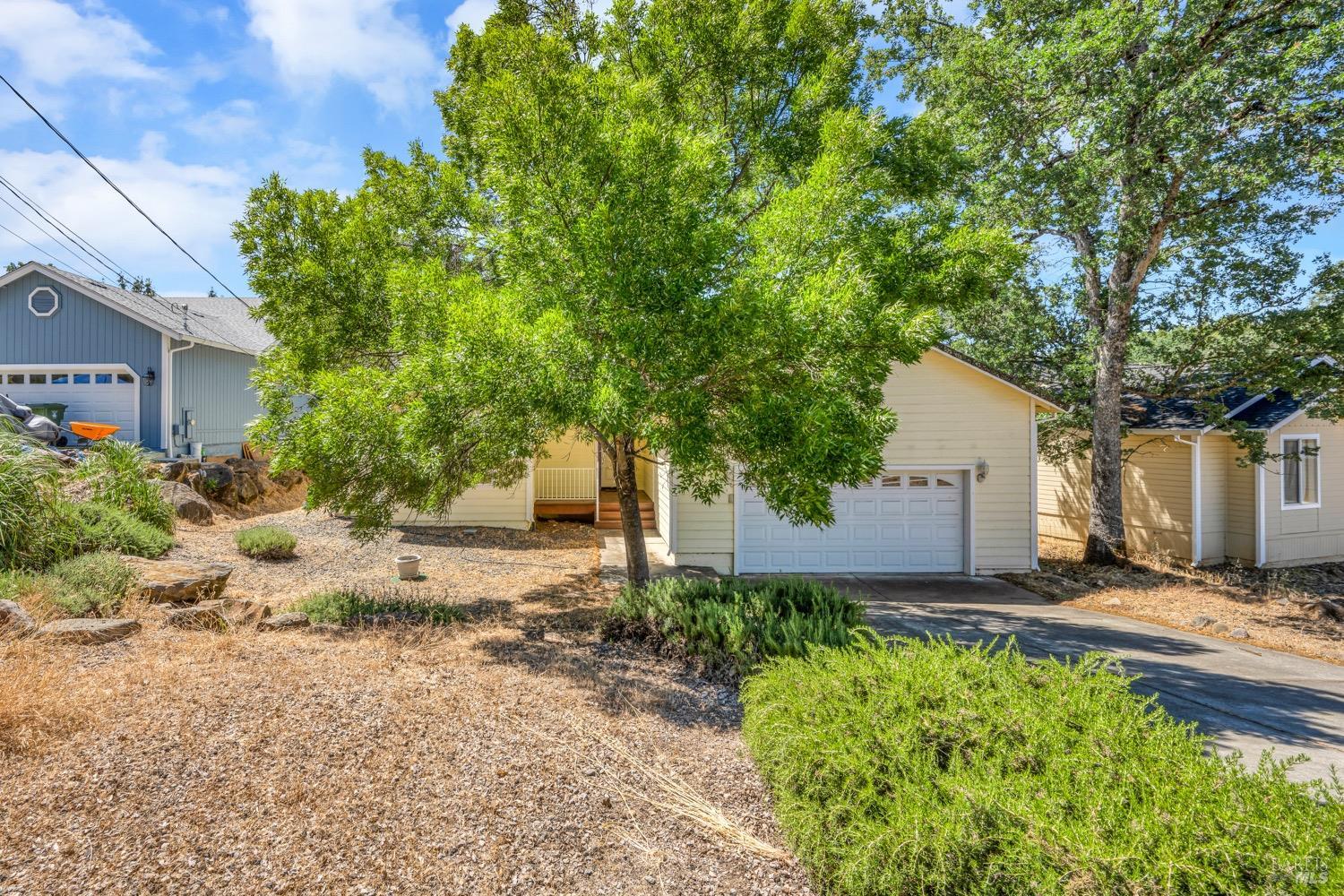 Detail Gallery Image 1 of 24 For 18411 Kentwood Pl, Hidden Valley Lake,  CA 95467 - 3 Beds | 2 Baths